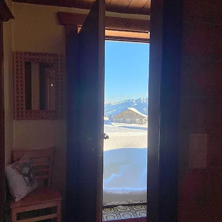 Blick Tirol Direkt Auf Der Skipiste 公寓